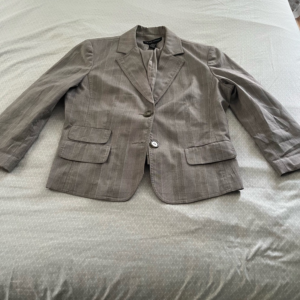 New York & Company Gray Striped Blazer
